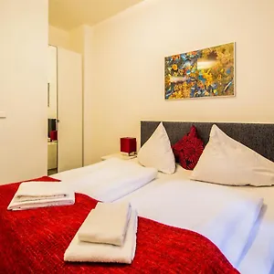 Labyrinth By Ruterra Apartamento