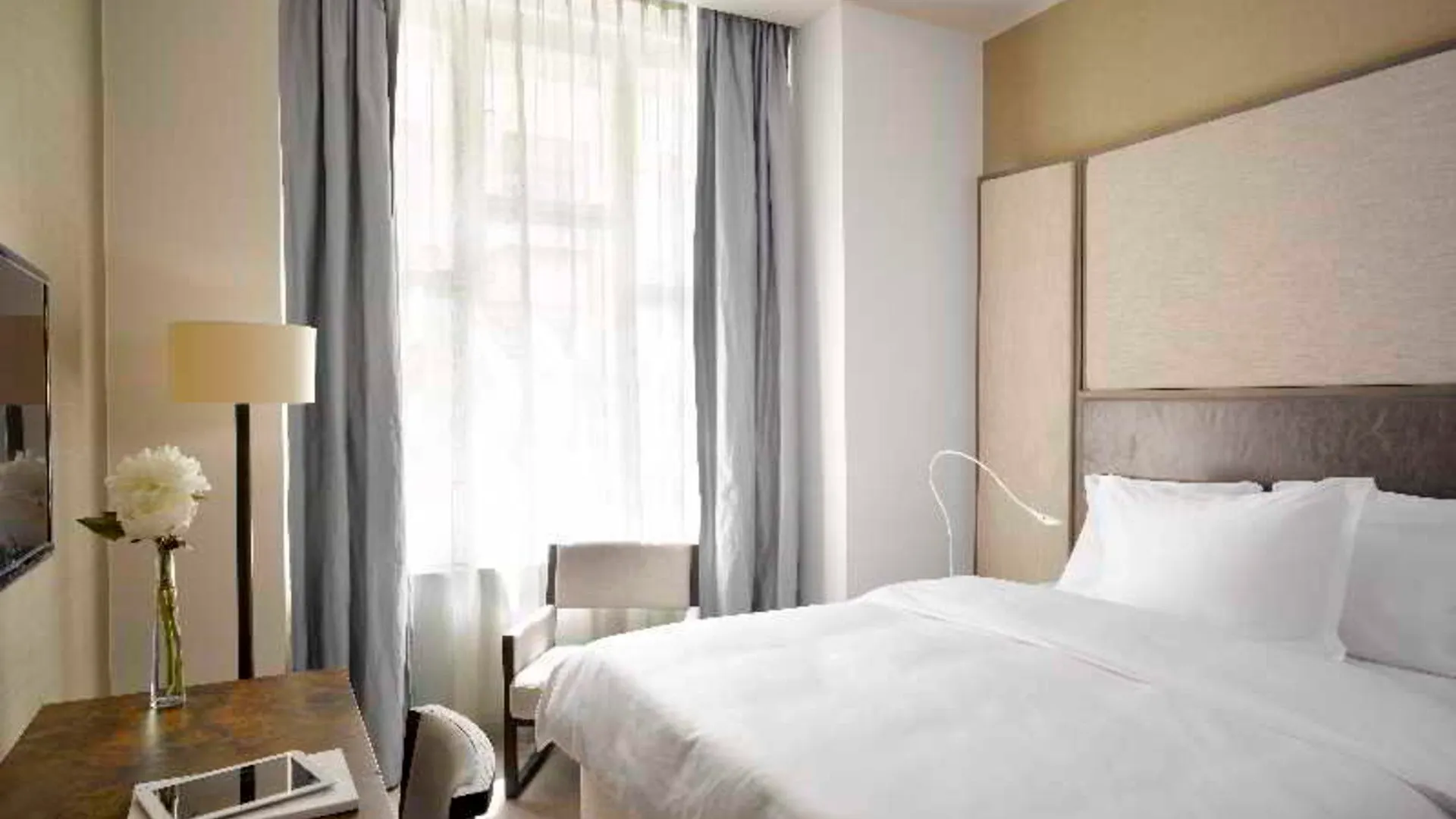 The Emblem Prague Hotel - Preferred Hotels & Resorts 5*,