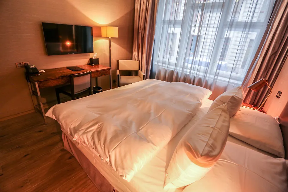 The Emblem Prague Hotel - Preferred Hotels & Resorts 5*,